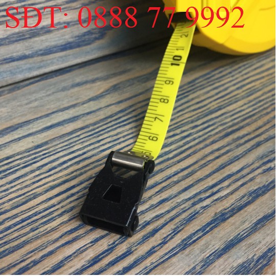 Thước dây sợi thủy tinh 30M Stanley STHT34297-8