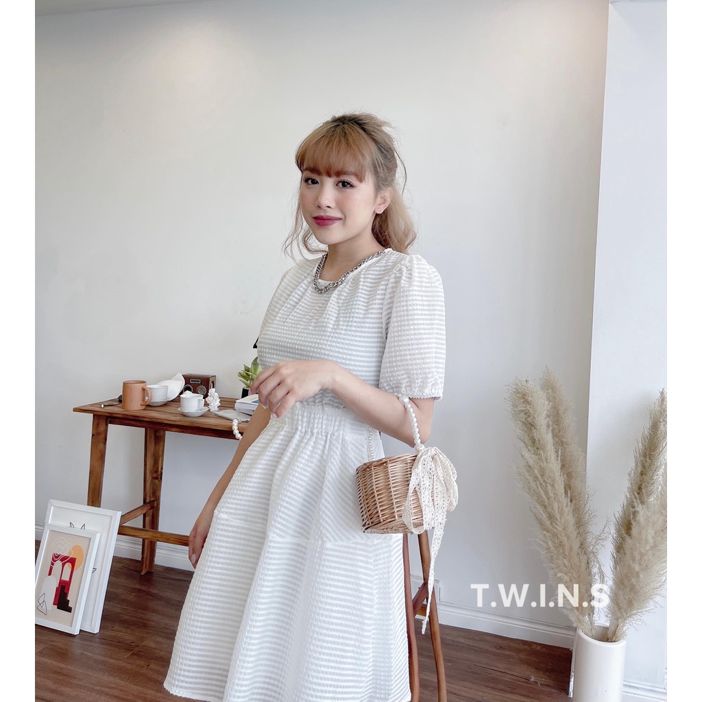 váy cổ viền xích khoét eo sau 692