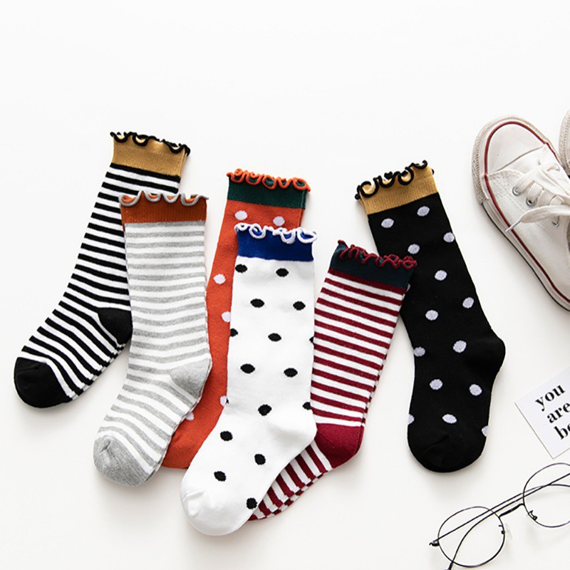 Tất cotton dài họa tiết sọc dễ thương cho bé gái