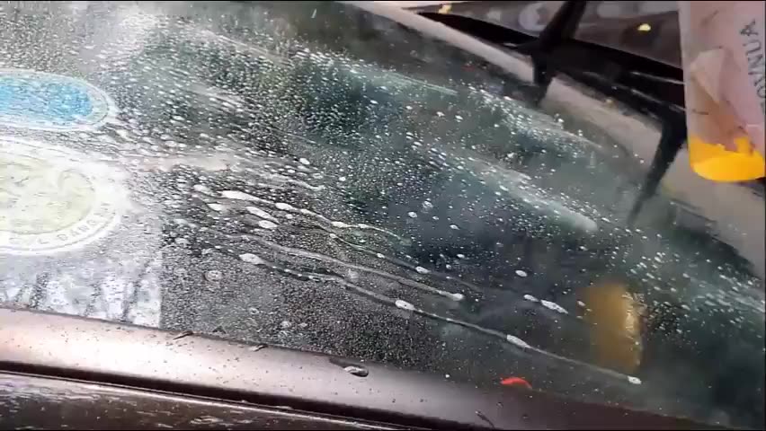 Top 7 sản phẩm lau kính ô tô cho bé trai an toàn và hiệu quả