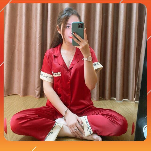 Bộ ngủ nữ pijama tay cộc quần dài viền chữ ,chất lụa satin mềm mại không bai không nhăn xù AT91