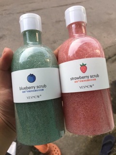 Sữa tắm tẩy da chết Yesnow