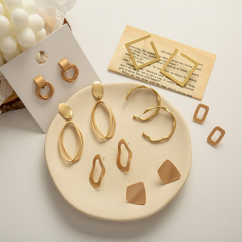 Khuyên Tai Kim Loại Phong Cách Hàn Quốc Cho Nữ