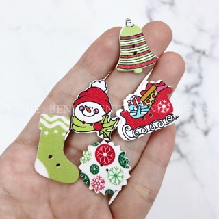 Set 5 nút gỗ Noel [mix ngẫu nhiên]
