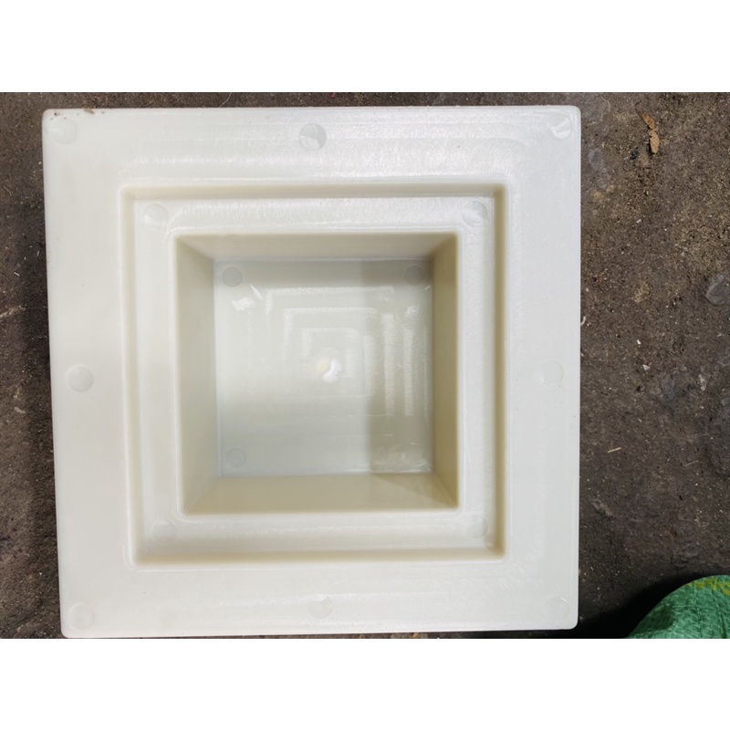 Khuôn gạch bông gió hình vuông 20cm x20cm