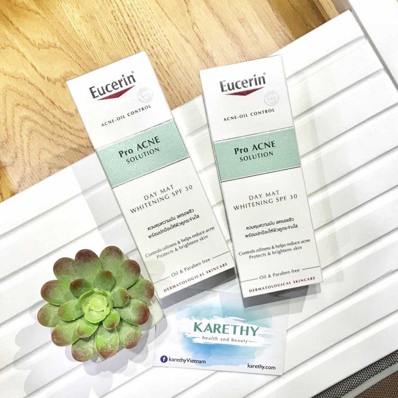 Eucerin Pro ACNE Solution Day Mat Whitening SPF 30:Kem Dưỡng Trắng, Chống Nắng Ban Ngày cho Da Mụn(50mL) | BigBuy360 - bigbuy360.vn