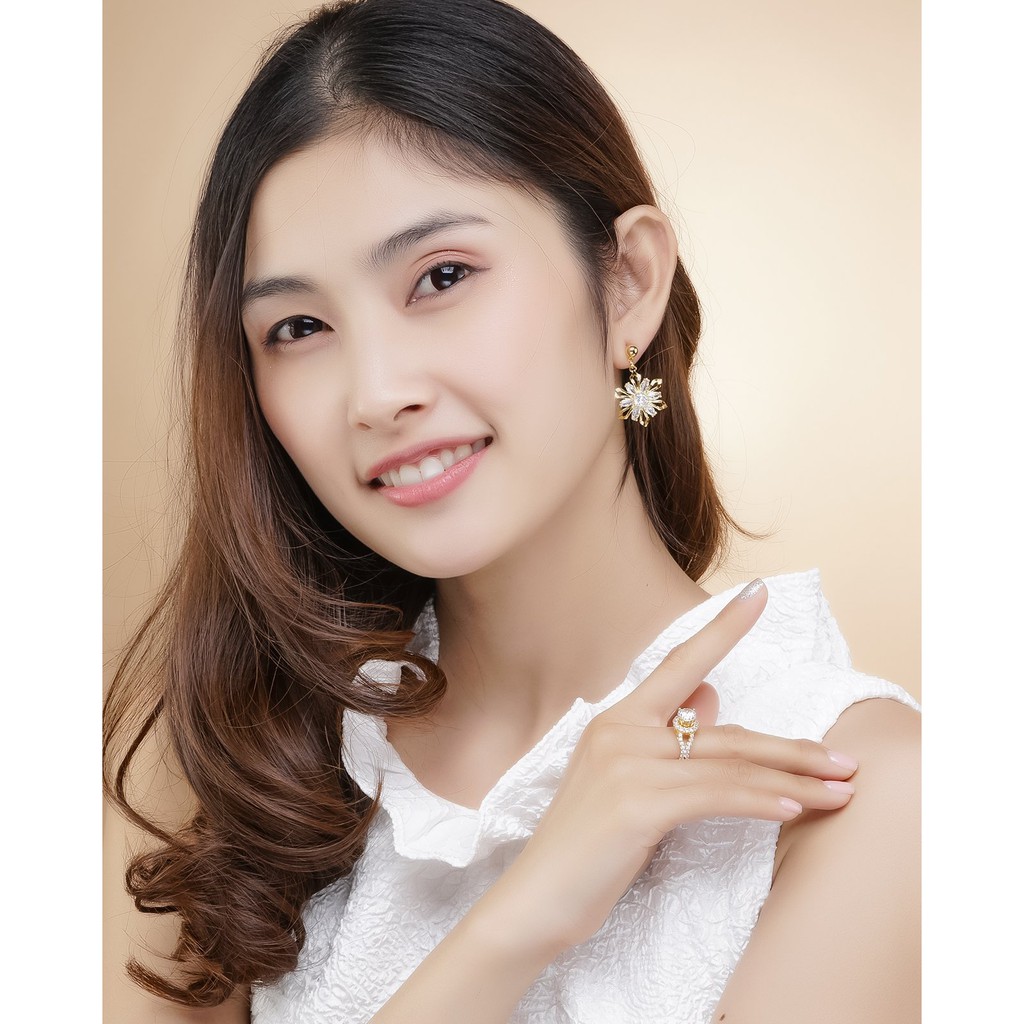 Bông tai nữ UHA mạ vàng 18K , đính kim cương nhân tạo B1105141-105