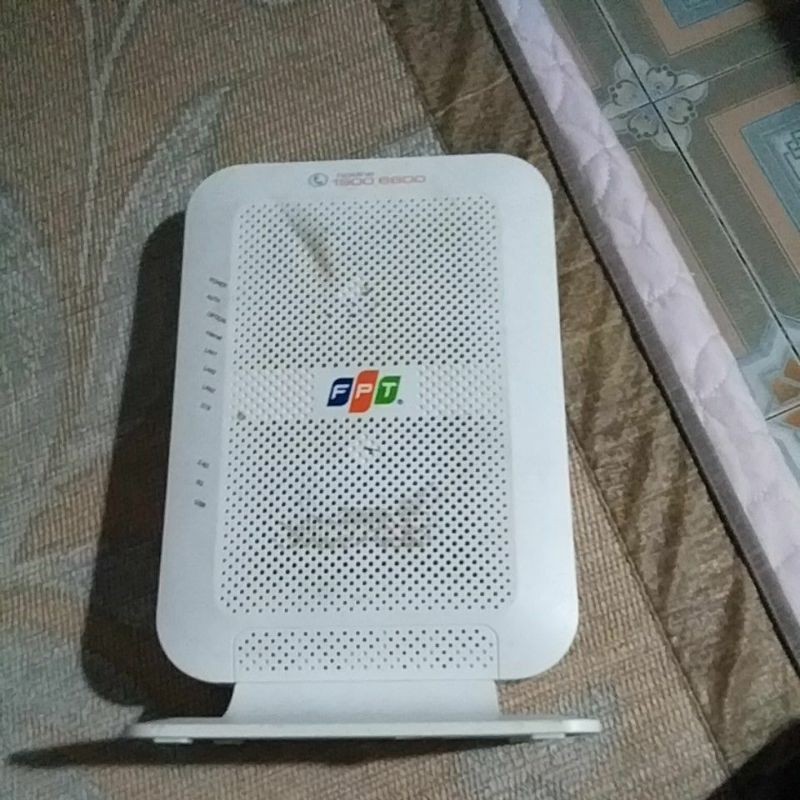 bộ phát Wi-Fi fpt cũ (không có củ sạc)