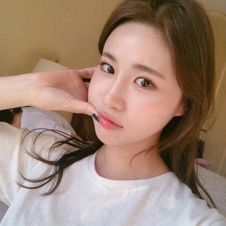 𝐒𝐨𝐧 môi 𝐃𝐢𝐨𝐫 𝐌𝐚𝐱𝐢𝐦𝐢𝐳𝐞𝐫 𝟎𝟎𝟒 𝐂𝐨𝐫𝐚𝐥 mini size không hộp