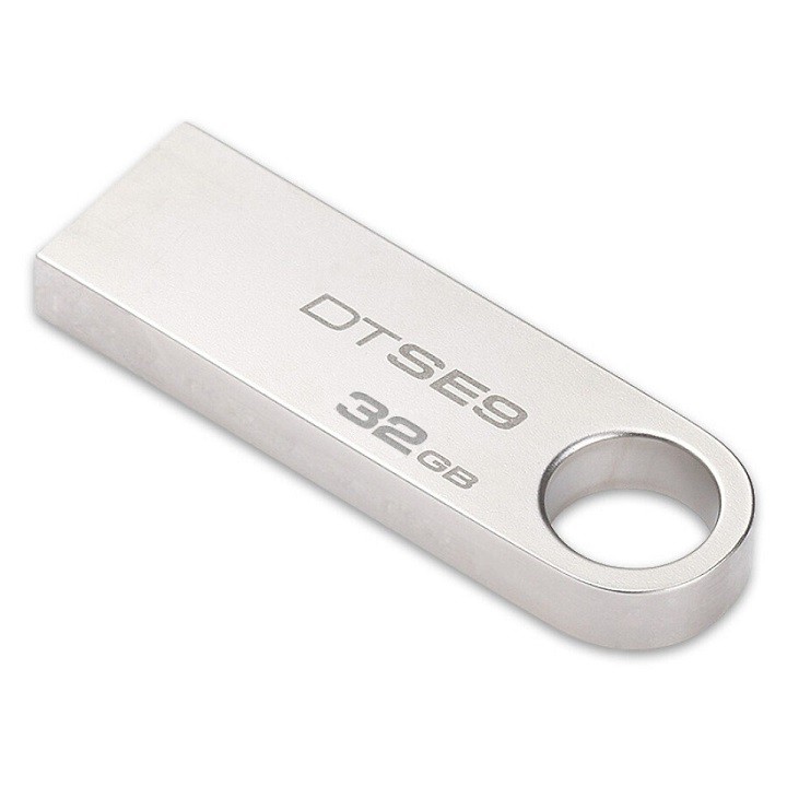 USB 3.0/32GB Kingston DataTraveler SE9 – Vỏ thép nguyên khối – Chịu va đập – Kháng nước – CHÍNH HÃNG – Bảo hành 5 năm