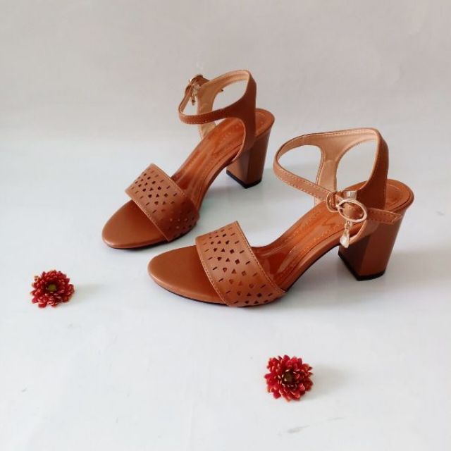 Satan công  sở | BigBuy360 - bigbuy360.vn