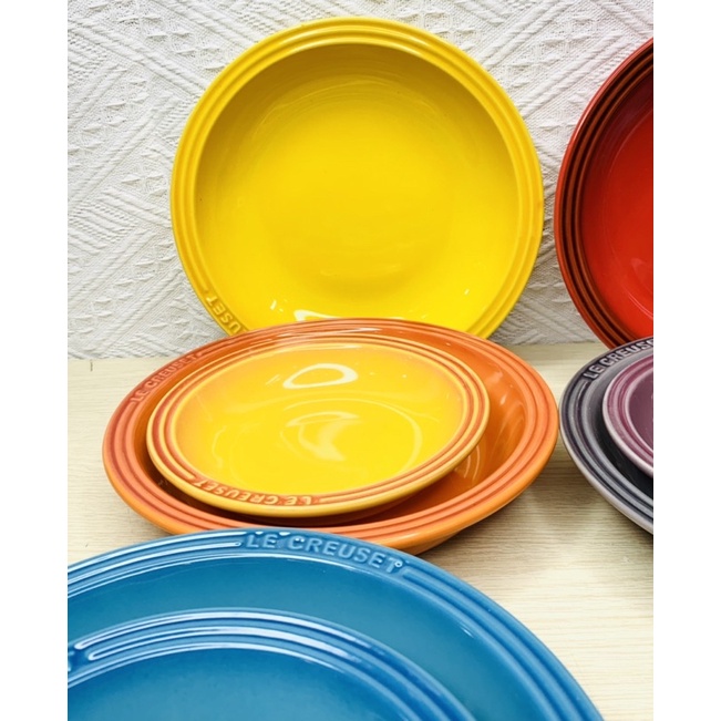 Đĩa sâu lòng 2 size lớn, nhỏ đường kính 20cm và 15cm -  LCreuset, men bóng màu pastel sang trọng