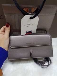 Túi Charles & keith