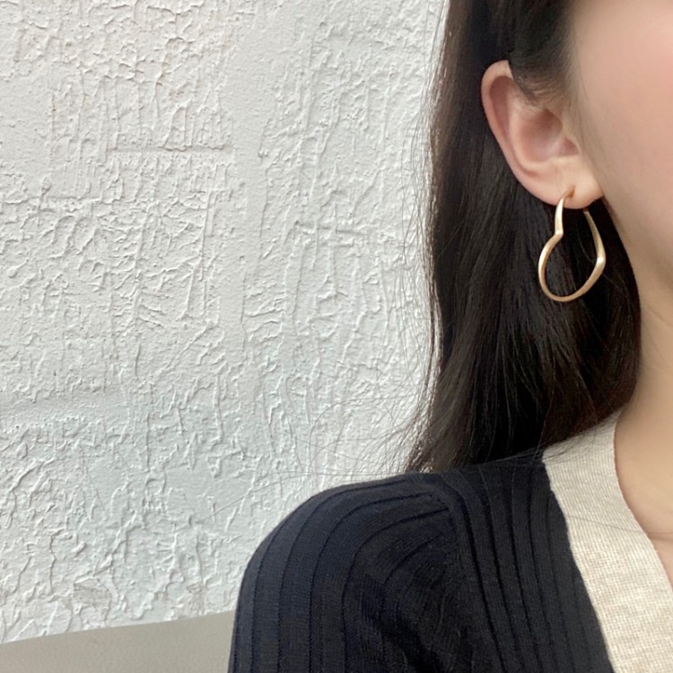 Bông tai hình trái tim mạ vàng phong cách vintage thời trang ANNIE D108
