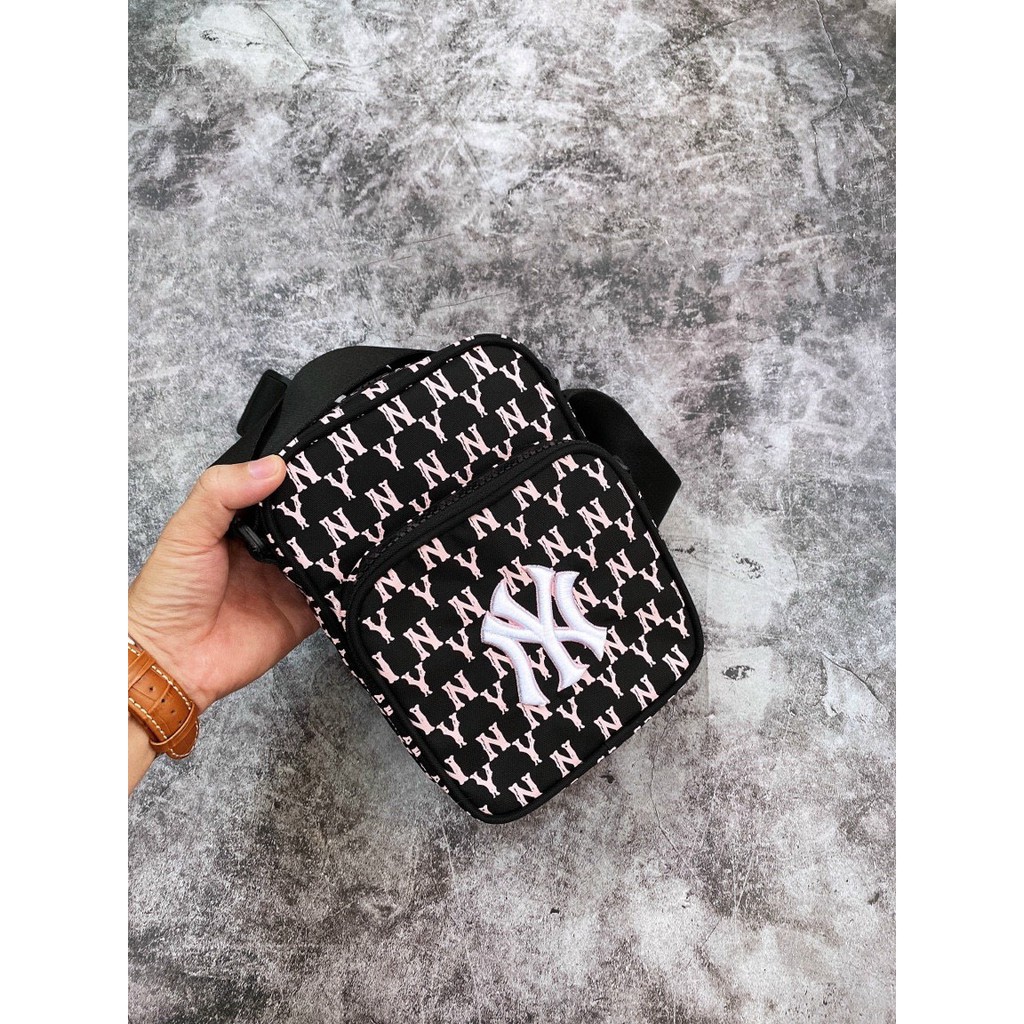 ⭐️Hàng Xịn⭐️ Túi Mini Si Đen In Hồng Với Hoạ Tiết Độc Lạ - Chất Lượng Chính Hãng - Đã Xuất Khẩu Đi Nhiều Nước