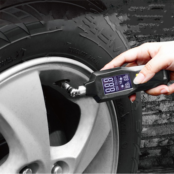 Đồng Hồ Đo Áp Lực Và Đo Độ Mòn Gai Lốp Xe Kỹ Thuật Số Michelin 12295 - Thiết bị đo áp suất lốp xe