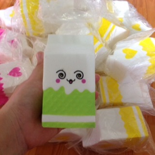 Squishy hộp sữa lớn
