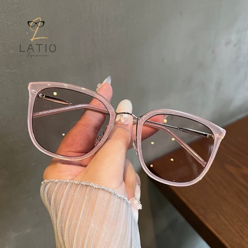 Kính mát nữ LATIO kính chống tia uv mẫu mới 2023 với thiết kế đơn giản kết hợp với nhiều Gang màu đẹp cá tính - KM53