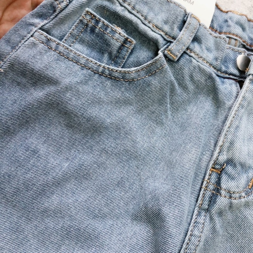 Quần short nữ, quần Jean Nữ Dáng Short Ống Rộng Màu Nhạt Kiểu Dáng Basic