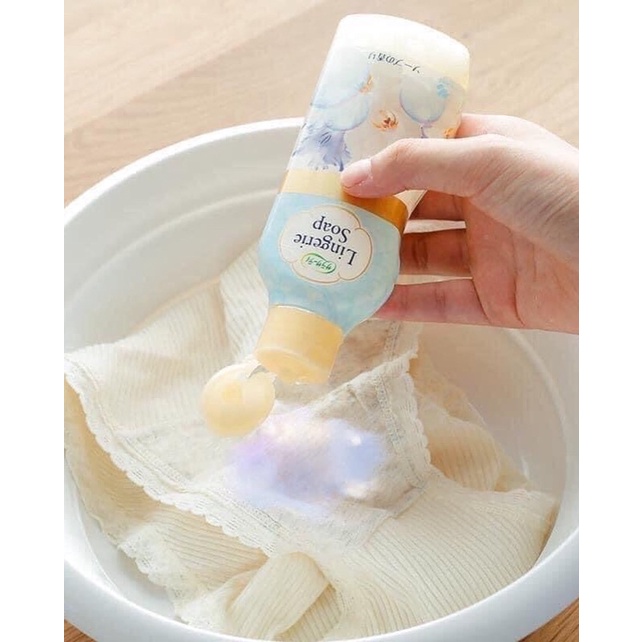 Nước Giặt Đồ Lót Lingerie Soap Nội Địa Nhật Bản 120ml
