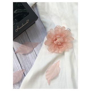 Hoa cài áo Handmade vải voan Cúc Ba Tư màu hồng nude