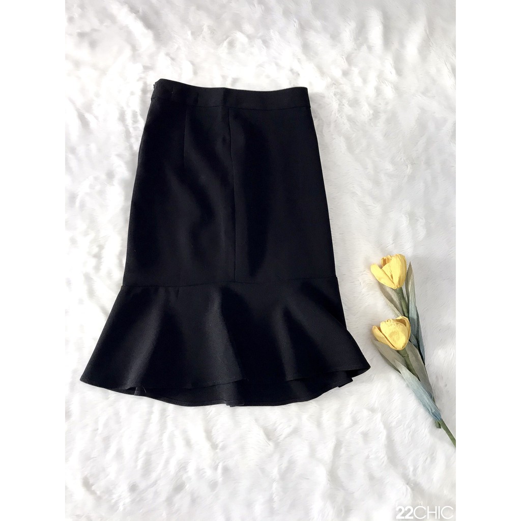 Chân váy công sở đuôi cá đính nút - 22CHIC | BigBuy360 - bigbuy360.vn