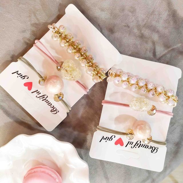 SET 3 CÁI CỘT TÓC VÒNG TAY HẠT ĐÁ TRONG SANG CHẢNH