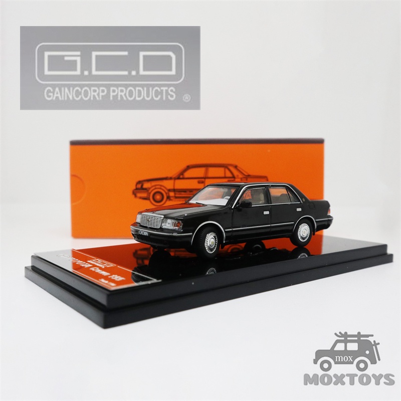 Mô Hình Xe Toyota Crown 155 RHD/Đen Tỉ Lệ 1:64