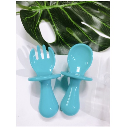 Thìa dĩa tập xúc cán ngắn cho bé tập ăn dặm có nút chặn chống Sặc Tiện Lợi