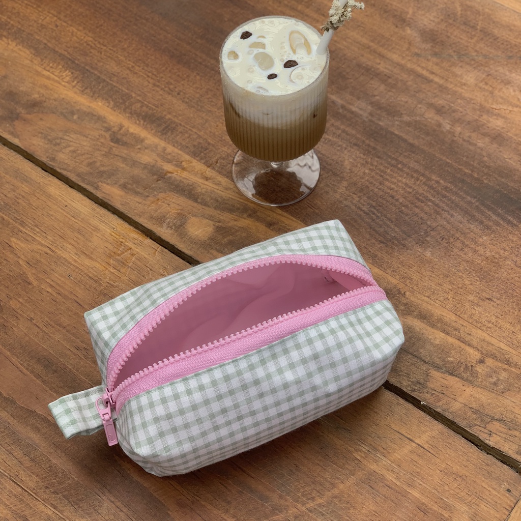 Hộp Bút Caro Xanh Mint