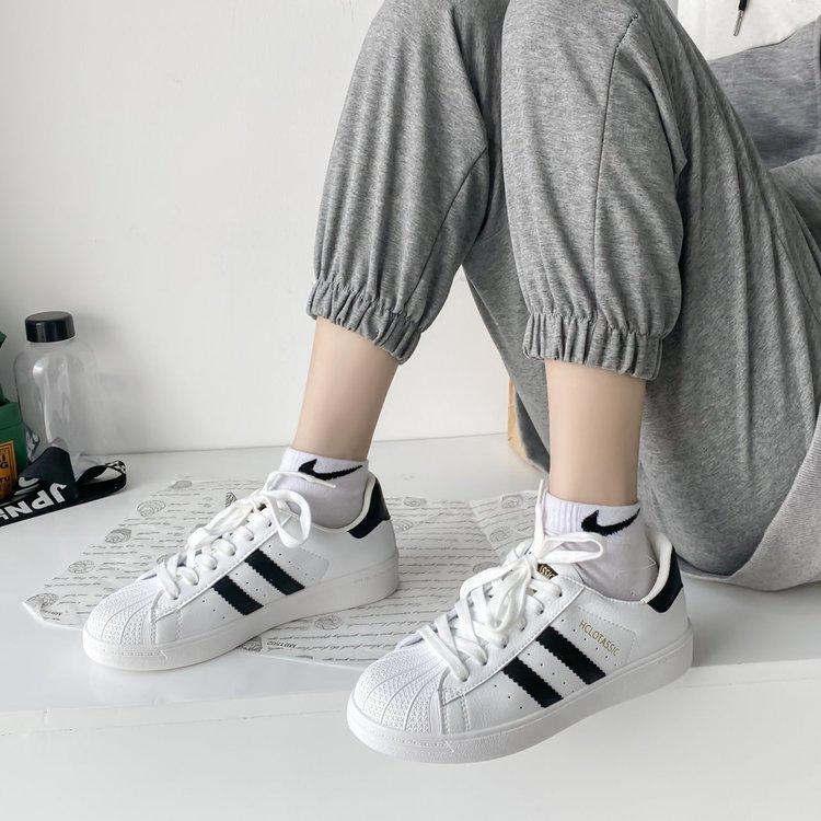 Ulzzang Lace Up Casual Sneaker Shoes for Women