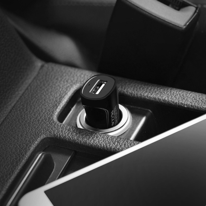 Tẩu sạc ô tô nhãn hiệu Hoco Z2 , dòng ra 1.5A - Hàng chính hãng