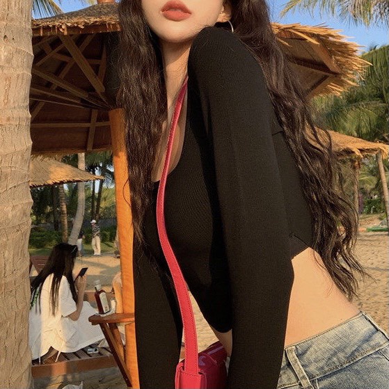 Áo Croptop Nữ Gân Tăm, Tay Dài Vạt Bầu - Tharo Clothing