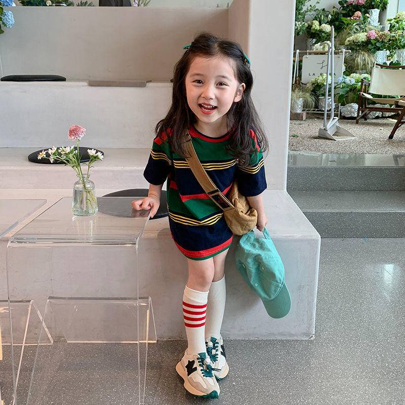 Giết trong giây giới hạn Áo thun T-shirt tay ngắn họa tiết kẻ ngang màu sắc nổi bật dáng rộng phong cách Hàn Quốc cho bé gái