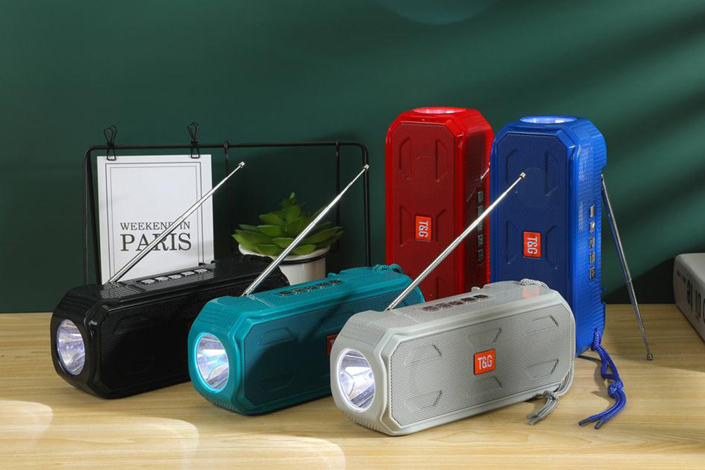 Bluetooth Speaker Portable Wireless Stereo bass Music Box TWS Outdoor Speaker Support TF/FM Radio/USB/AUX With flashlight