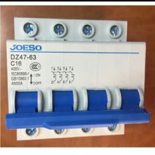 Aptomat DZ47-63 4 pha 600A