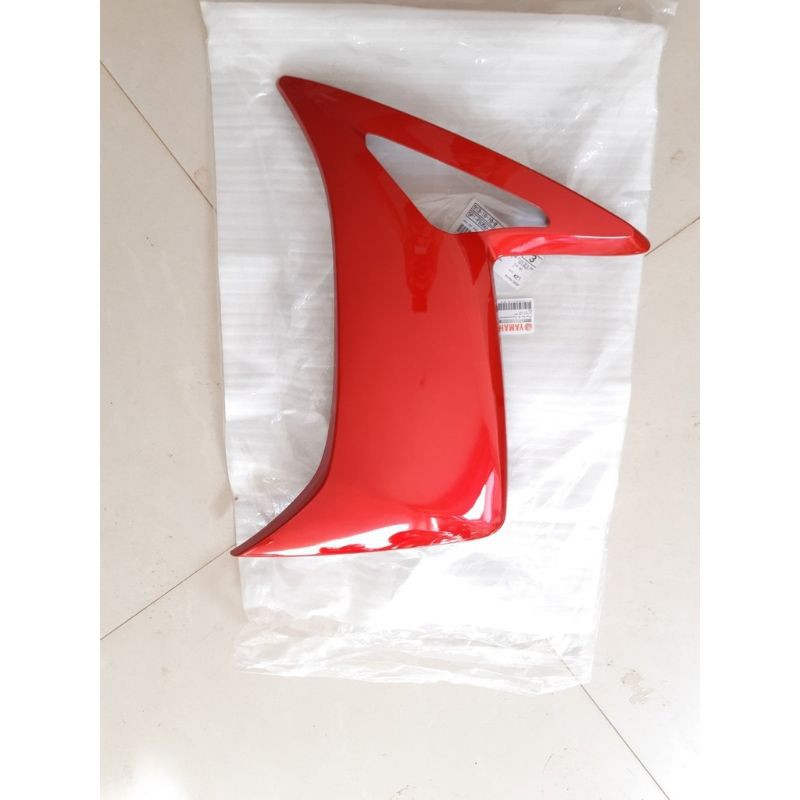 Bửng ngoài Nouvo 4 zin Yamaha / yếm ngoài Nouvo LX zin