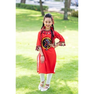 Set áo dài thổ cẩm và quần kaki thun cho bé gái
