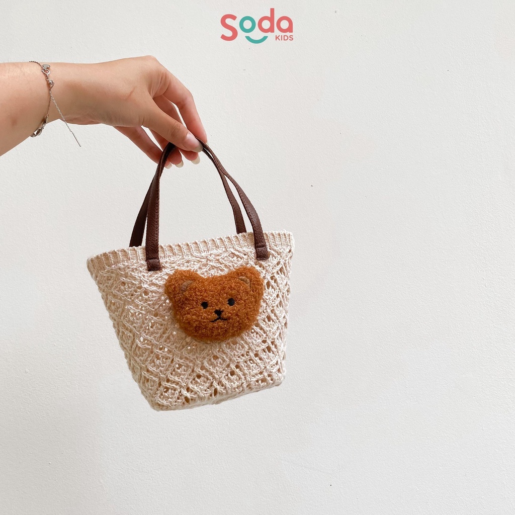 Túi giả cói cho bé SODA KIDS đính gấu kèm quai đeo chéo, phong cách Hàn Quốc