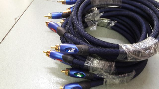 Dây av Monster bãi 1.5m