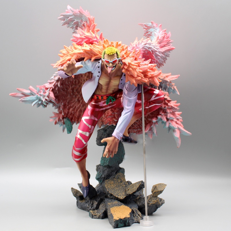 Mô hình doflamingo siêu nét ( one piece )