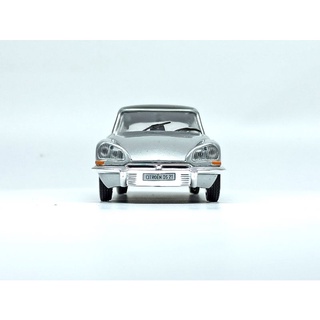 Mô hình xe Citroen DS21
