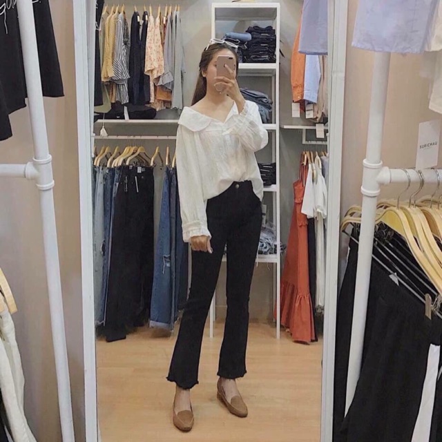 QUẦN JEANS ĐEN ỐNG LOE