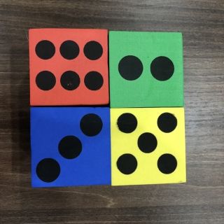 Xúc xắc xốp 10 cái