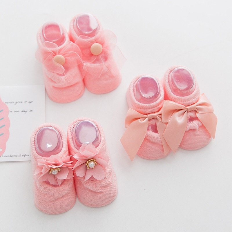 Set 3 đôi vớ tất sơ sinh cho bé, Tất hài đính nơ siêu cute cho bé gái