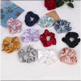 Dây buộc tóc srunchies lụa trơn