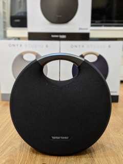 Loa Harman Kardon Onyx Studio 6