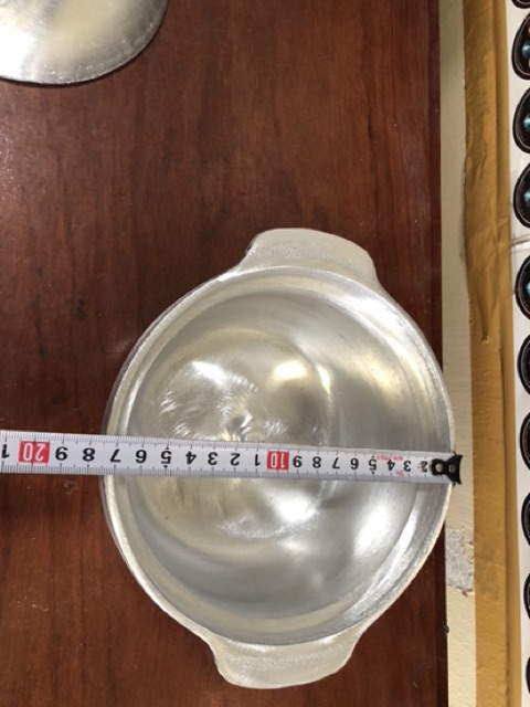 Thố gang doa bóng 1 Lít nắp kính