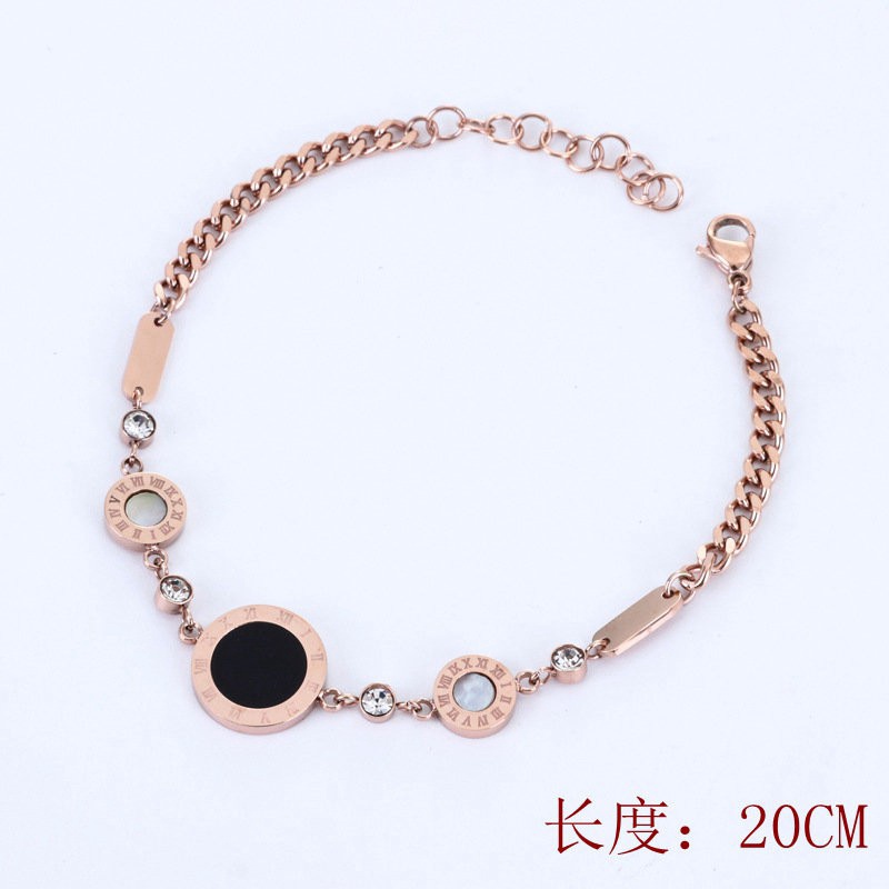 Vòng Đeo Tay Bằng Thép Không Gỉ Hai Mặt Thiết Kế Bánh Tròn Khắc Số La Mã Phong Cách Âu Mỹ Cổ Điển Dành Cho Bạn Nữ