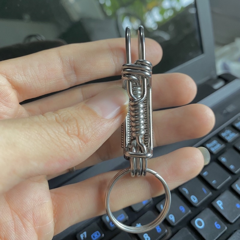 Móc khoá inox 304 thiết kế thủ công độ dày 2 ly